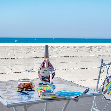 Waterfront Apartment With Seaview Balcony Μπάρι Εξωτερικό φωτογραφία
